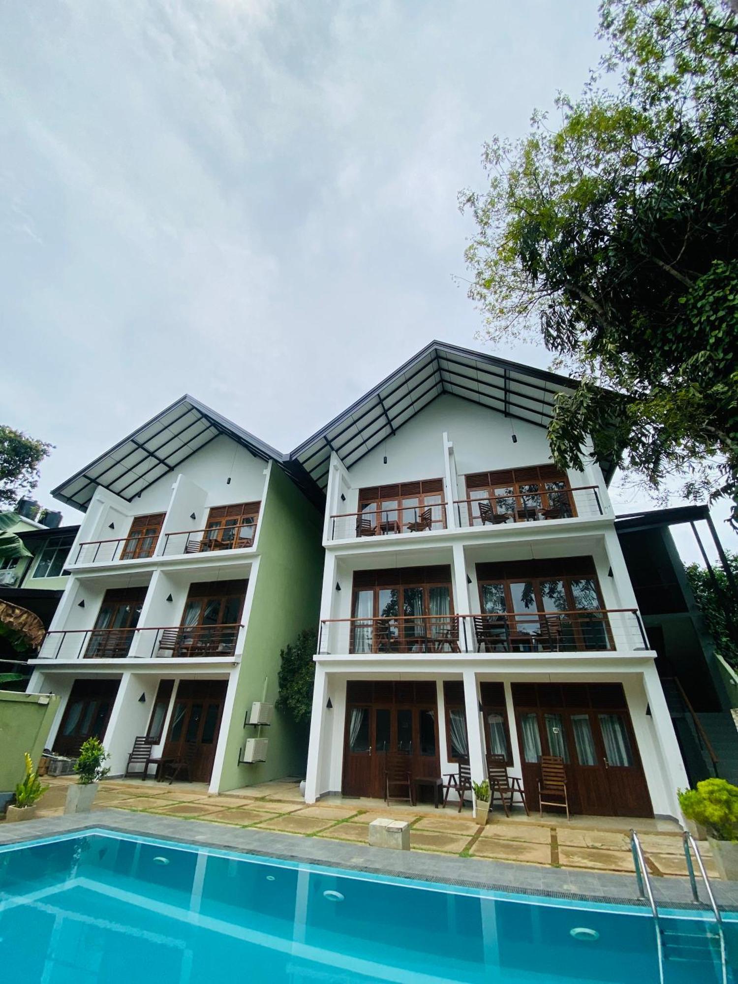 Hotel Athgira Удавалаве Екстериор снимка